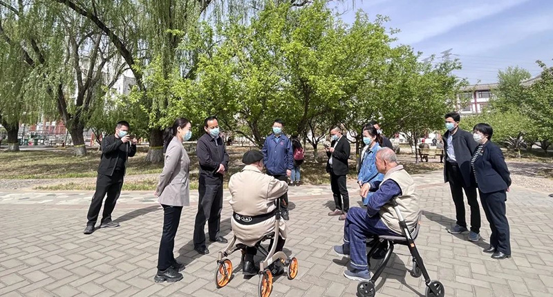 共谋发展丨成都市成华区民政局党组书记张庆一行莅临寿山福海参观交流