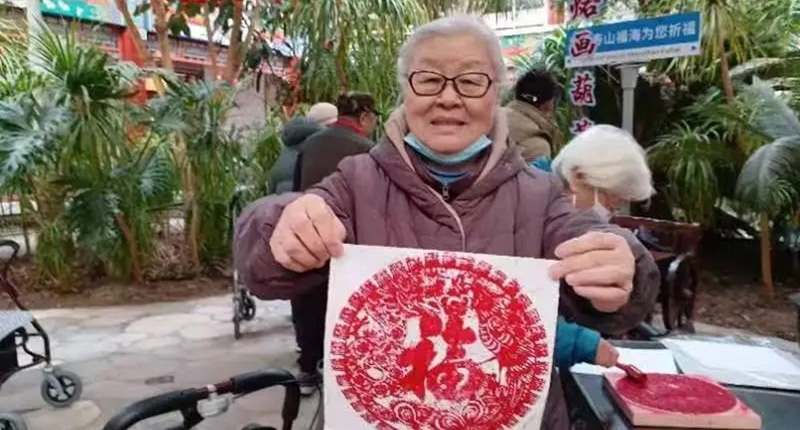 龙翔万里&middot;盛世华章 | 至亲长辈喜乐迎龙年